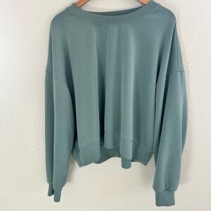 Lululemon Cropped Softstream Sweatshirt